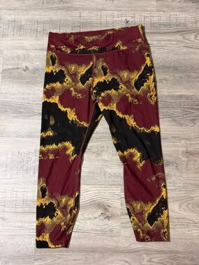 JoyLab Maroon Black and Gold Print Leggings/Workout Pants